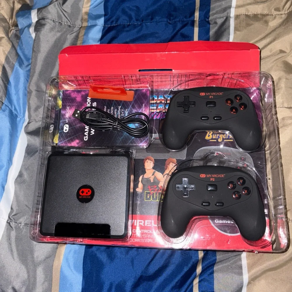 Arcade Gamestation Wireless Console - Black and Red